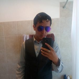 Meet your Posher, Marcos